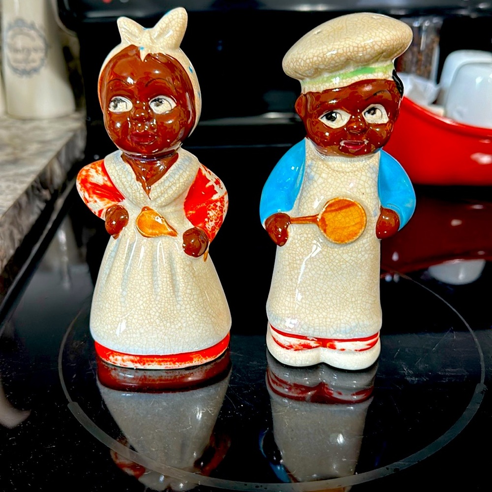 Vintage Black Americana man and lady shaker set